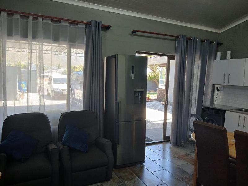 1 Bedroom Property for Sale in Gordons Bay Western Cape